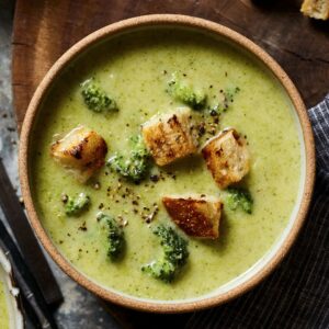 smoked gouda broccoli soup e1652105402973